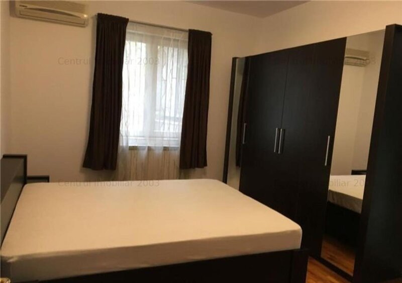 Polona apartament spatios, imobil mic nou